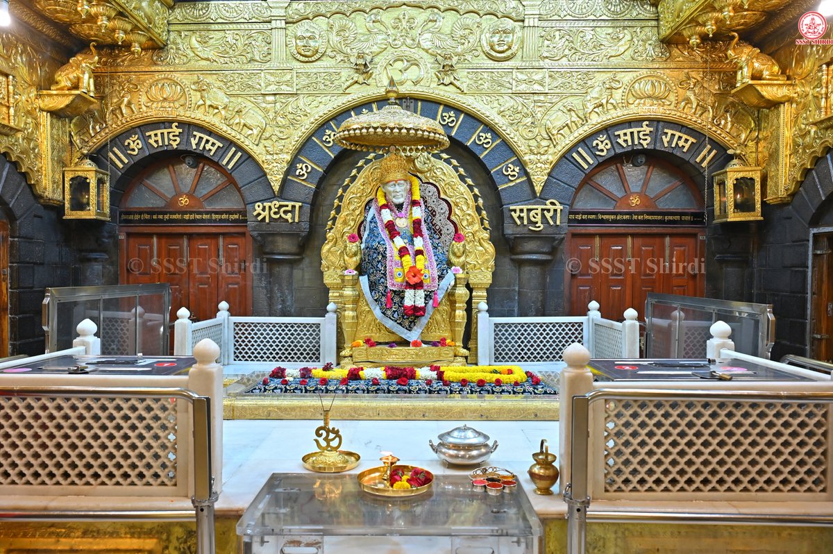 SSSTShirdi's tweet photo. *!! ॐ साई राम !!*
*श्री साईबाबा संस्थान विश्वस्त व्यवस्था,शिर्डी*
*!! ॐ Sai Ram !!*
*Shri Saibaba Sansthan Trust, Shirdi*
≈≈≈≈≈≈≈≈≈≈≈≈≈≈≈≈≈ 
*आरती :-शिर्डी माझे पंढरपुर*
*बुधवार १२ ऑगस्ट २०२६*  
*Aarti :-Shirdi Majhe Pandharpur*
 *Wednesday 12 August 2026* https://t.co/2BlFcgIZME