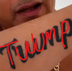 LorreneWalker's tweet photo. it is literally 3 us, its tuuump
https://t.co/9QfL70yHAY https://t.co/HsGcXI0yiq