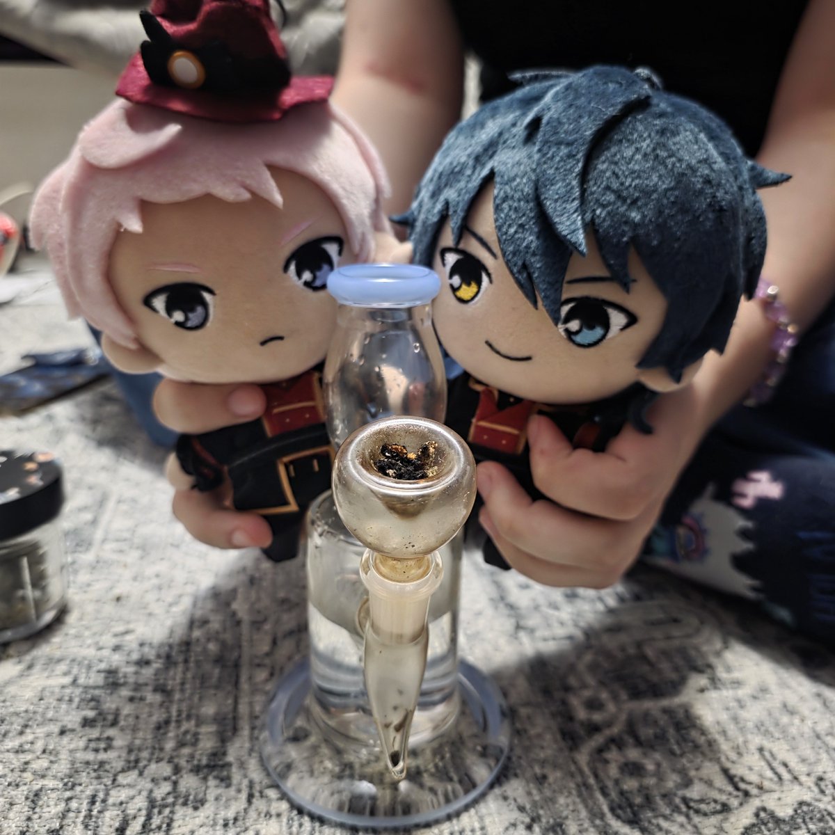 raincandyrants's tweet photo. met goomf. we r shumika. and high as balls. @moetsukinaga https://t.co/S3CRZRW2aX