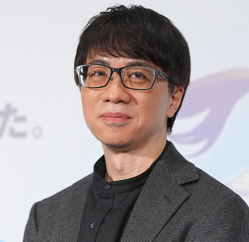 livedoornews's tweet photo. 【米報道】新海誠監督の新作の世界配給が決定、クランチロールが世界配給権を獲得
https://t.co/5Ppsn0zdCi

新海監督が所属するコミックス・ウェーブ・フィルムは報道を認め、「本作を皆様へお届けできるよう多くの方々と力を合わせながら、引き続き制作に励んでまいります」としている。 https://t.co/ypUjwn2ovJ