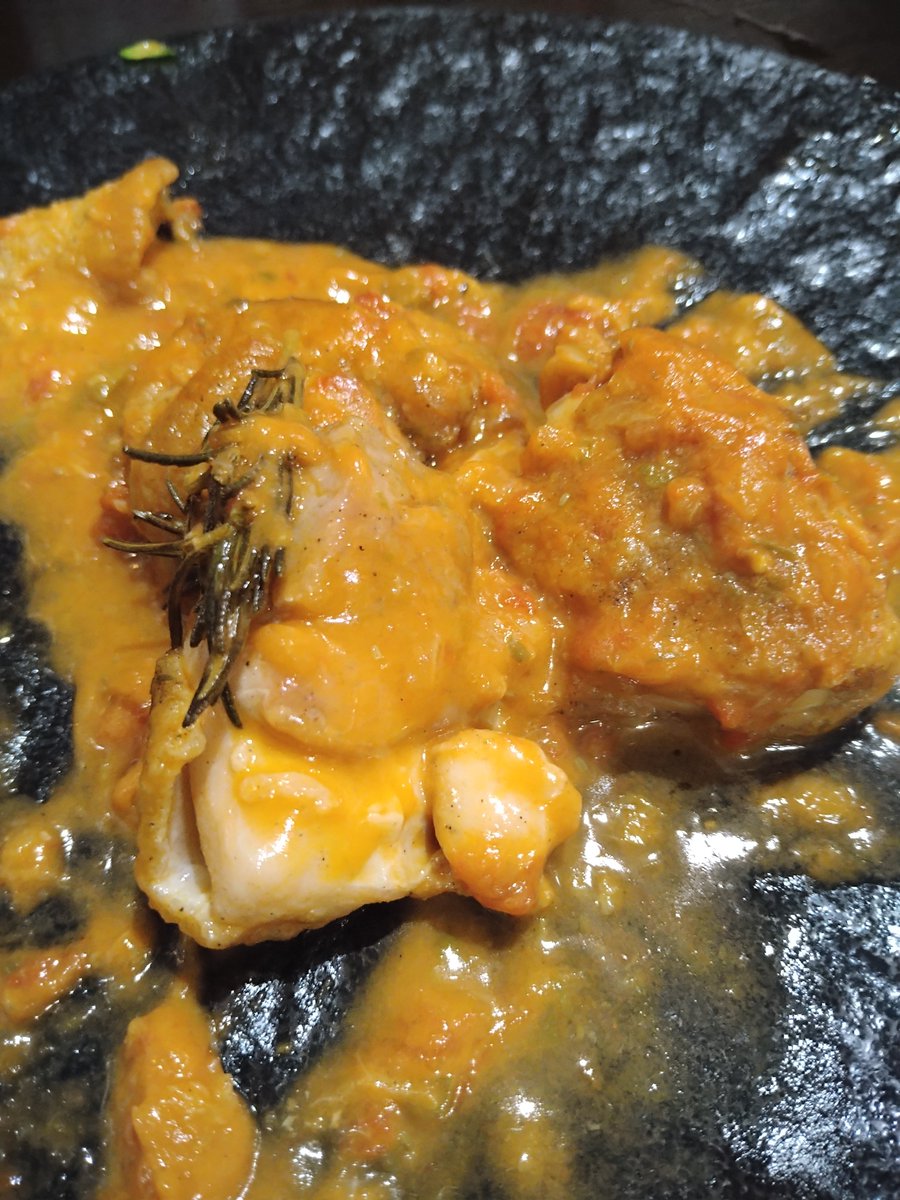 itmjbird's tweet photo. 南摂津のイタリアン
いろいろ出てきて美味かった最後はピザ🍕でした、お腹いっぱいです〜
https://t.co/UaAP1ivkwY

#南摂津
#BooGoo
#イタリアン https://t.co/m9wGrvWFUC