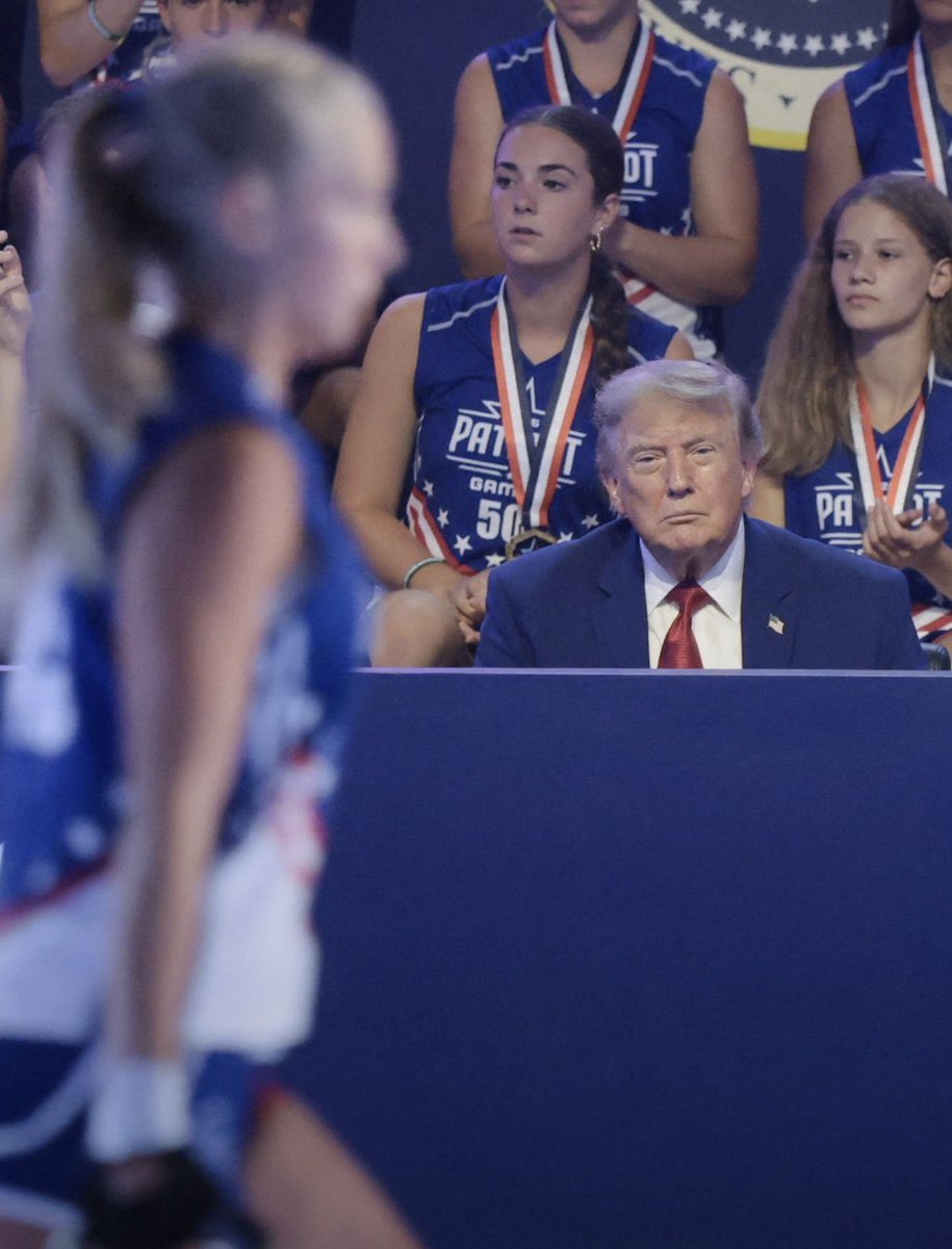 krassenstein's tweet photo. Cheat code: Put Trump around a bunch of girls, the age of which he walked in on changing, and he will not fall asleep. https://t.co/L8H3nouTMp