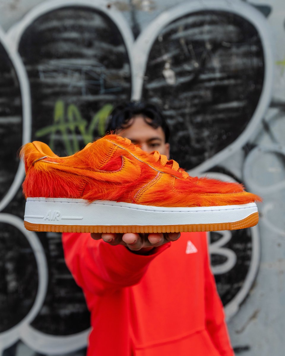 fullress's tweet photo. NIKE AIR FORCE 1 LOW "Orange Fur" (ナイキ エア フォース ロー "オレンジファー") [IR1940-800]

・SNKRS 2026年 8/22 9:00~

https://t.co/gPUemO3vYF https://t.co/LdkNkPYlJ0