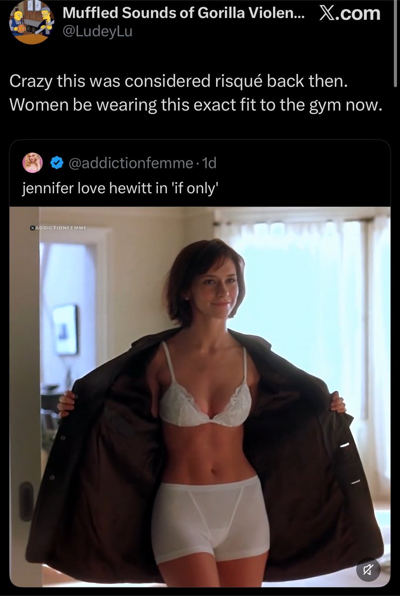 caspianflowts's tweet photo. I love how rapidly the sports bra (heavily padded, covering entire chest, thick strap on back) transitioned to more revealing than an actual bra. Complete with a tiny string in the back holding it in place. https://t.co/9tHi4G8OFe