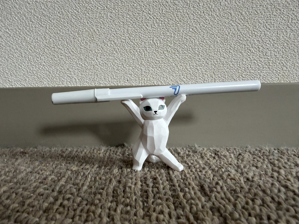 dayan0728's tweet photo. 何匹か並べたいな🐈‍⬛ https://t.co/TiBffkbewQ