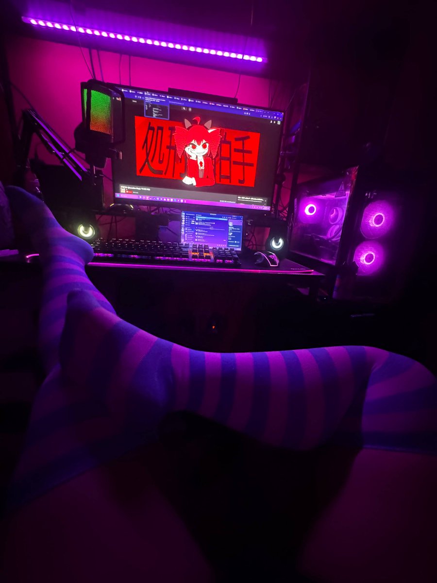 NyekoVT's tweet photo. chilling lil girly~ https://t.co/oMrnlgU8oU