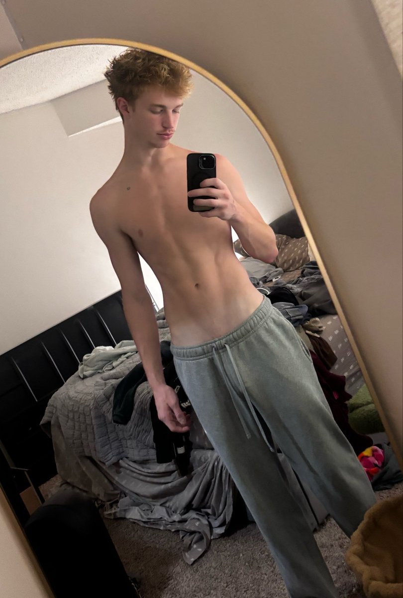 XxCROW84xX's tweet photo. #Twink #LeanTwink #Str8boy #CuteBoy #CuteStr8Boy #LeanTwink #Hot https://t.co/EFarJKCbAo