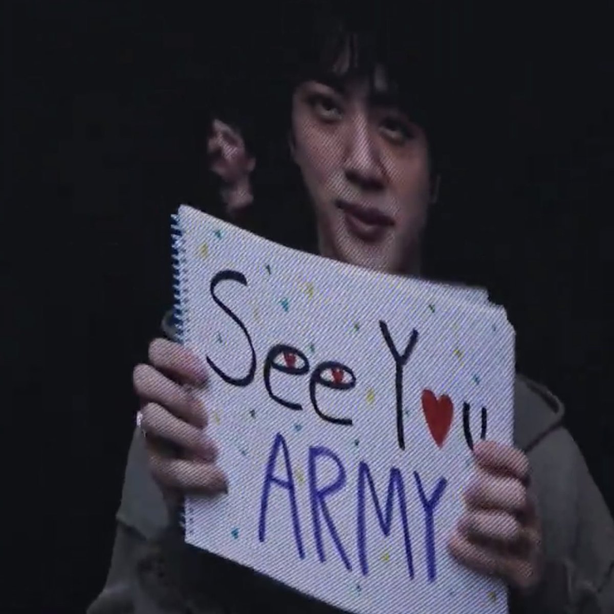 vjungist's tweet photo. the way he prepares posters for armys we don’t deserve him at all💔 https://t.co/Nmcf3nQaUc
