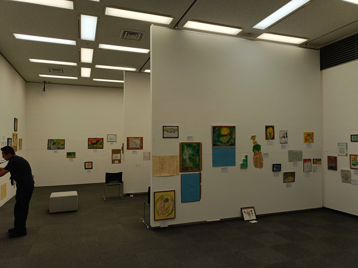 mikiyamato73's tweet photo. 馬野ミキ個展「好きな絵を描いてよい」
練馬区立美術館　区民ギャラリー
オープンしました！

※入場無料　10時〜18時　8/12〜8/15 https://t.co/TLT1rERDMw