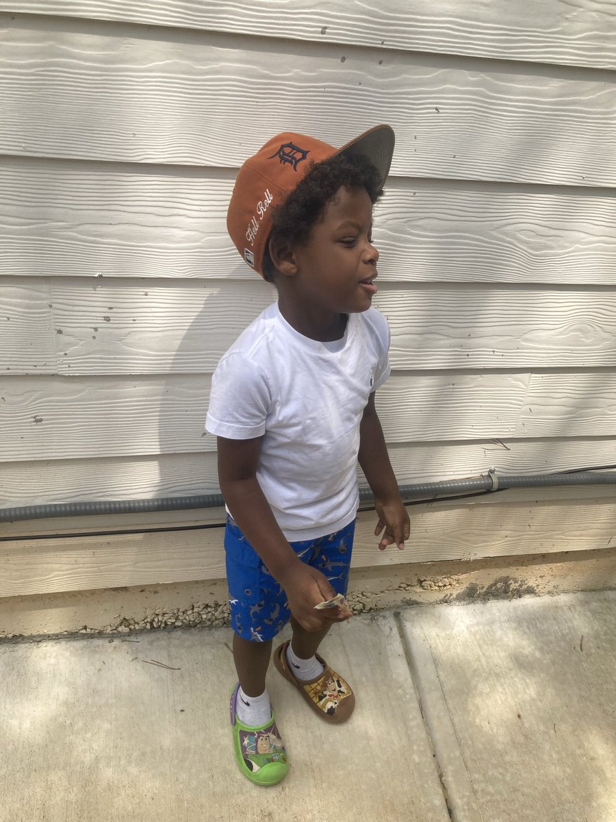 __UncleTy's tweet photo. My son be walking around like he a lil made boy https://t.co/ZTOJTiOalM