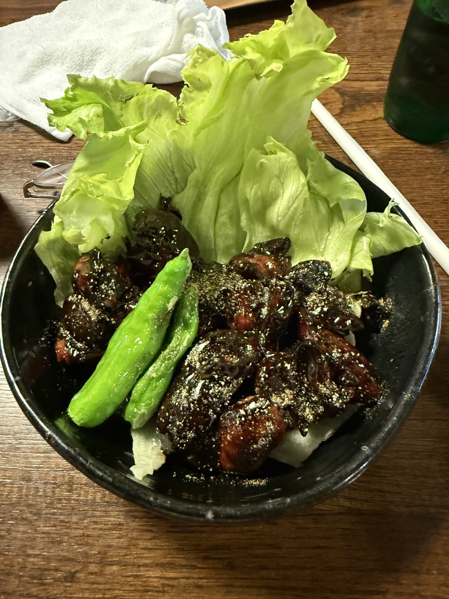 zukiteitoku's tweet photo. 山梨県で有名な蕎麦屋行ってきた。
うまかったが3時間待ちは辛かった…
＃山梨県 https://t.co/r7RUQIxtLc