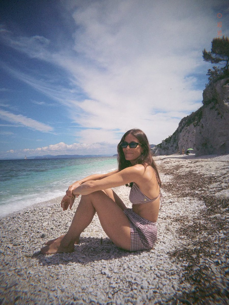 edeneatsc9ec's tweet photo. Just us casually hanging out at our private beach 🌞
The perfect day in Elba with my bestie https://t.co/ZvH1xh9pYJ