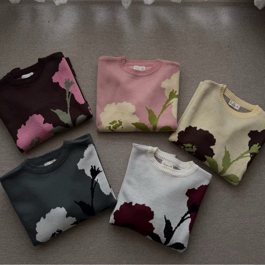 xbeebles's tweet photo. Kenapa sih floral sweater tuh selalu menggoda 😭🫶🏻 https://t.co/Qtlvaj8eUI