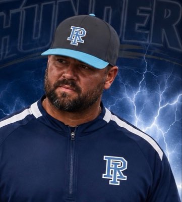 CoachRyan215's tweet photo. #NewProfilePic https://t.co/5fJtbLSyUe