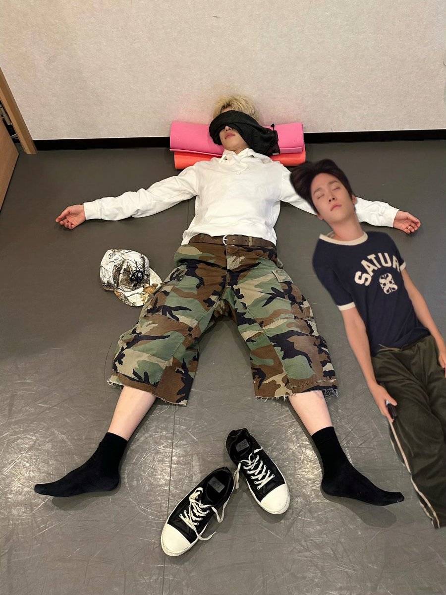 _goddo's tweet photo. 또돌즈 버전도 잔뜩 주움 하웃겨 ㅆ https://t.co/6Gl7S8D3eR
