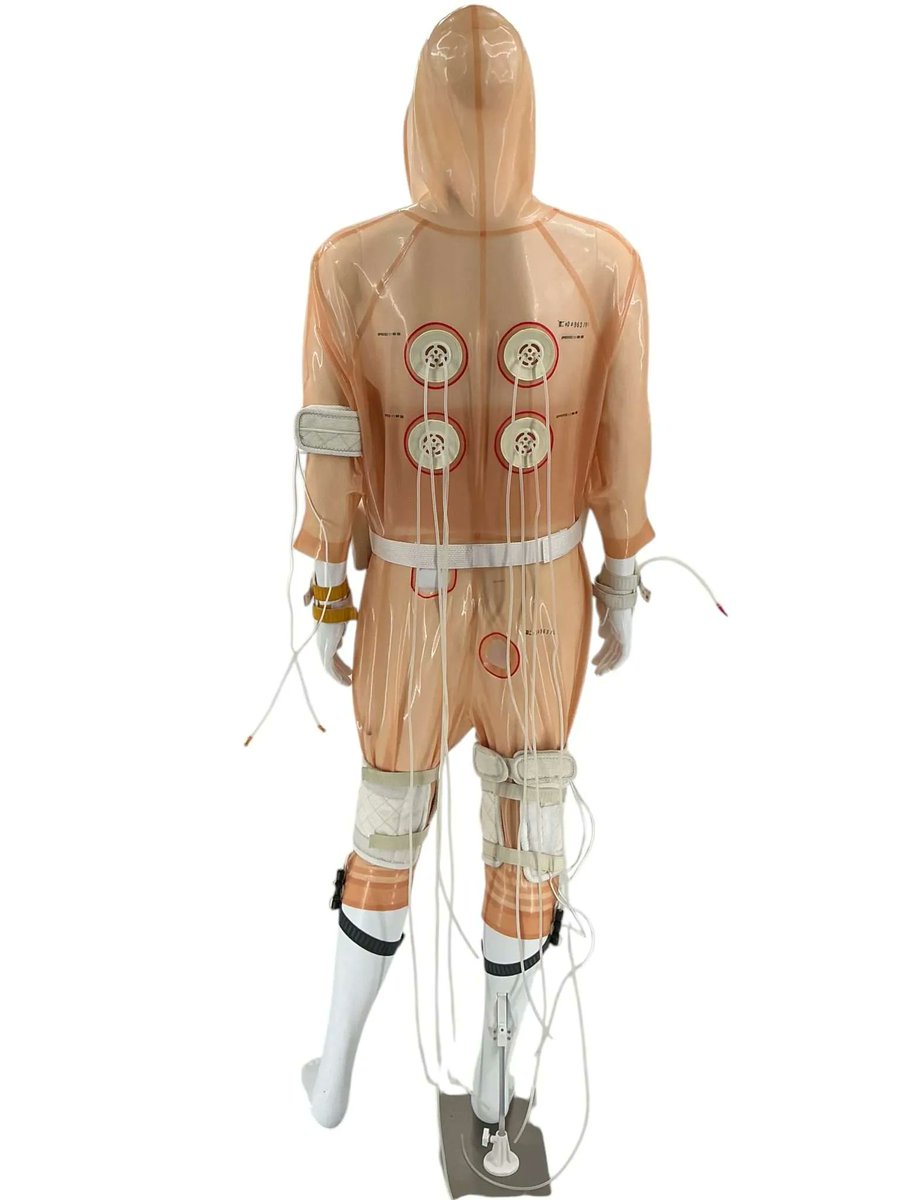 rocketengine's tweet photo. Project Hail Mary
Grace Screen Worn Med Bay Suit
https://t.co/EpoaVI8w9T https://t.co/gMsSylA5se