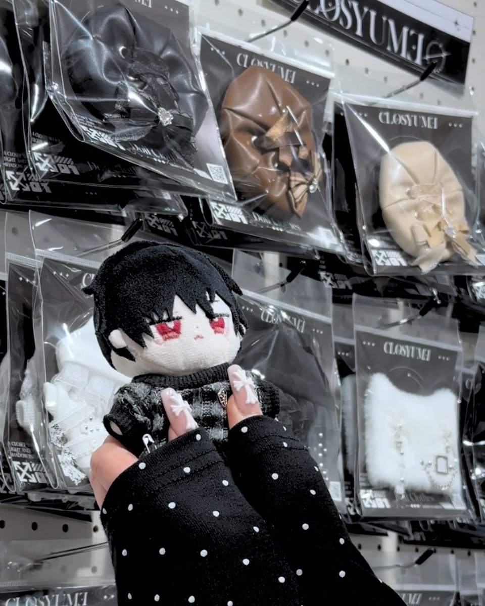 POPJAM_s2's tweet photo. お盆休み、ぬいのコーデを探しませんか？🧸

POP JAM鶴橋店は、
今日から通常営業＆お盆期間も休まず営業します！

試着して選べるぬい服をはじめ、
カスタムリボン、ぬいカチュ、ネームベルトなど、
ぬいに似合うアイテムも揃っています🎀

＼ 夏休み期間限定で営業時間延長中 ／
🕚11:00〜19:00
※最終入店18:30

📍POP JAM鶴橋店
大阪市生野区桃谷2-9-14

#ぬい服 #ぬい活 #推し活