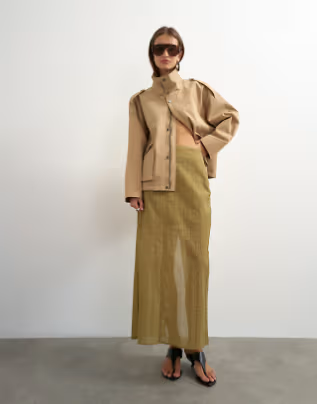 offbeatbargain's tweet photo. Topshop sheer maxi skirt in khaki from $64.00
https://t.co/BD7IXVchIs
#skirt https://t.co/3pGgXAFvwg