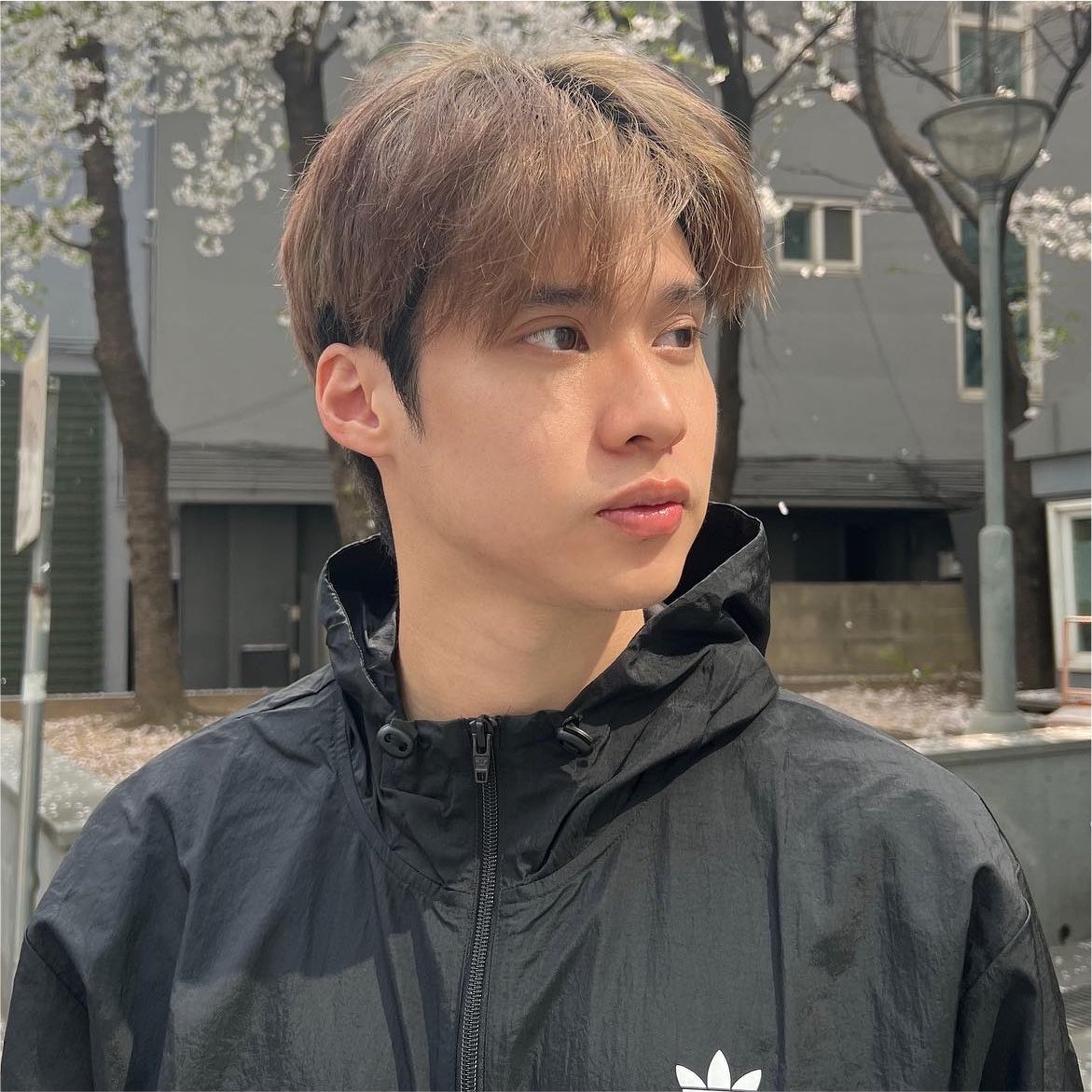 imnotyourplyn's tweet photo. 🧎🏻‍♀️🗯️ (คนพี่เกิดปีเสือ คนน้องเกิดปีกระต่าย) https://t.co/YUPwGL7yzR