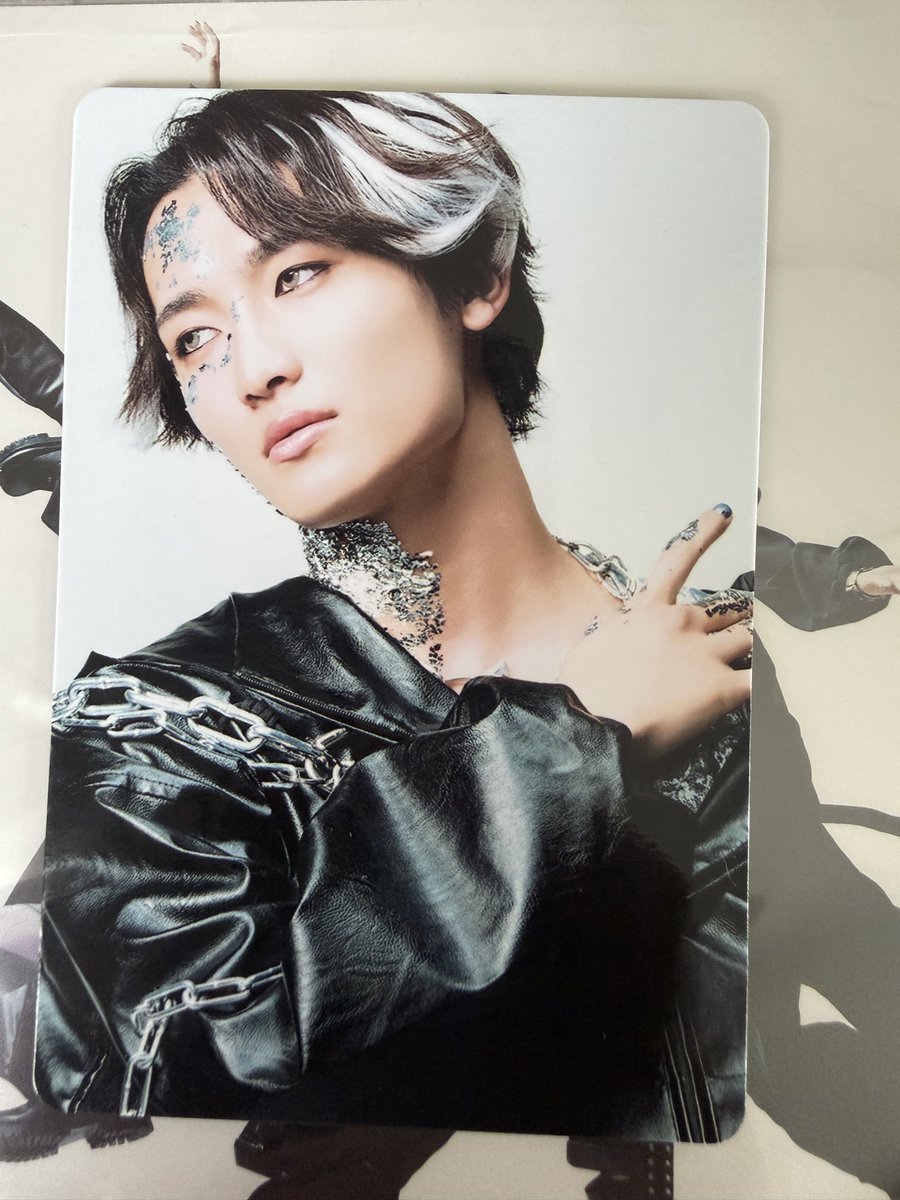 t_916_b's tweet photo. @mmmmimmmm03 検索より失礼いたします。
タワレコオンライン桜木所持しております。
BUDDiiS TAKUYA と交換可能でしょうか。
郵送希望です。
ご検討よろしくお願いいたします。 https://t.co/fxN3CzzCvr