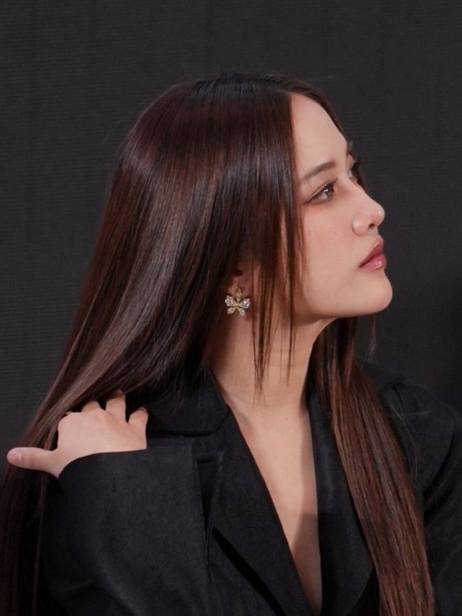 BTosat's tweet photo. กูตายแล้วววววววว😖😖😖😖
ฟรีนจะร่างทองทุกวัน ทุกเวลาไม่ได้นะลูก ไว้ชีวิตแด๊ดด้วย 

#srchafreen‌ https://t.co/FyBzL8DwzA