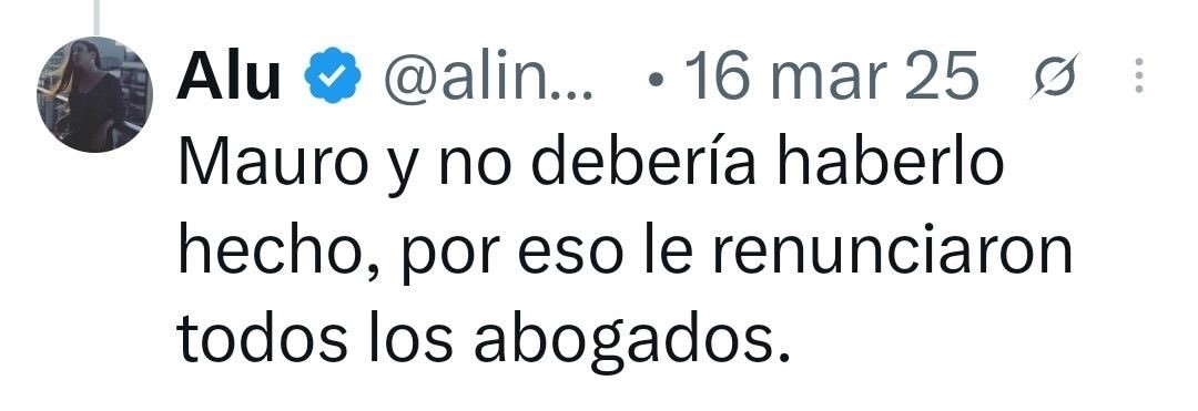 cuentadelgato's tweet photo. Hagamos memoria...el día en que Mauro Icardi volvió a la casa de Wanda a revolear perros y violentarla a ella y a sus hijas en su propiedad. Elba y Lara intentaron por todos los medios controlar al loco, ya que había hecho todo mal y podía ir en cana! Después de insistirle mil horas que se vaya de ahi. Mauro en un arranque de locura agarro su auto y decidió a toda velocidad irse en contra mano con Elba a su lado y en presencia de los noteros poniendo a Elba y a terceros en riesgo! Después de verlo tan violento y descontrolado. Las abogadas decidieron RENUNCIAR. Bueno imagínate si ellas pusieron su renuncia que le quedaba a Wanda? Insisto, Payarola no estuvo a la altura. Mauro ese día tendria que haber dormido en la comisaría de una!