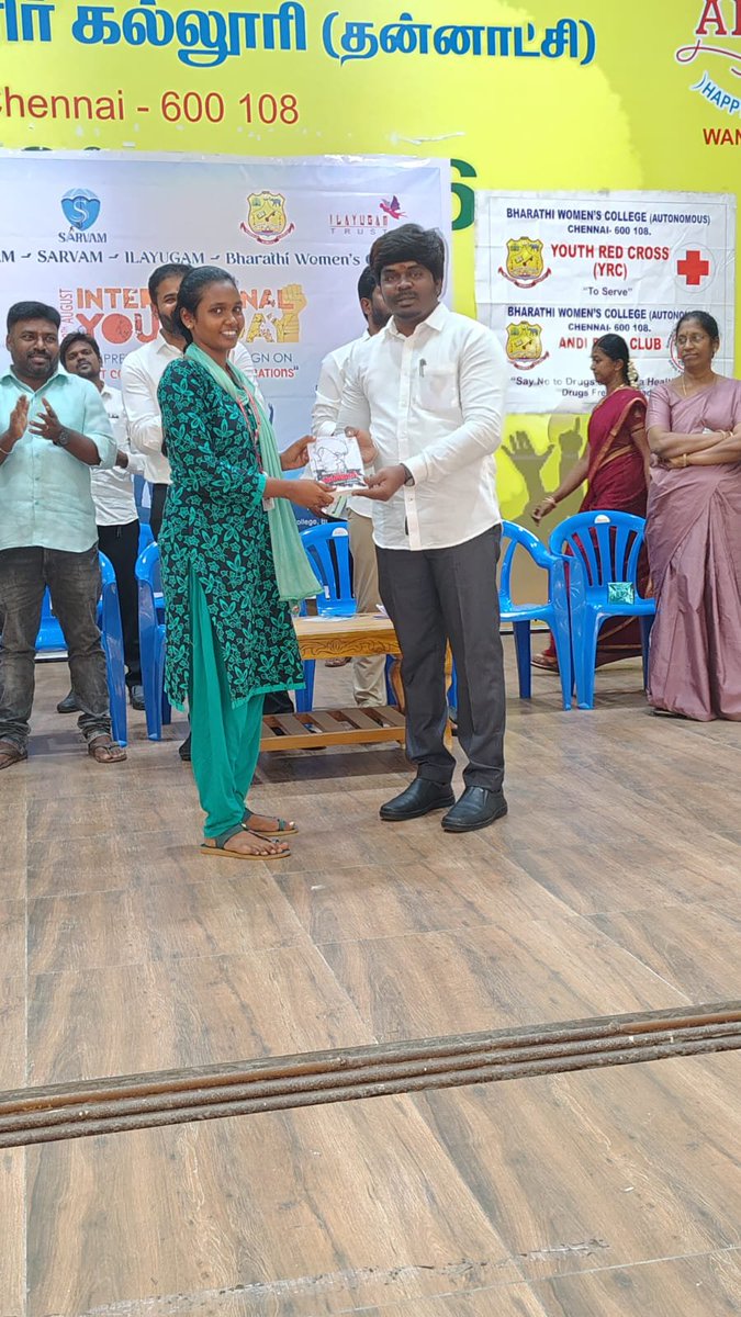 LoyolaMani's tweet photo. தமிழ்நாடு மாண்புமிகு முதலமைச்சர் தலைவர் திரு. சி. ஜோசப் விஜய் அவர்களின் ஆசியுடன்,
(11/08/2026, செவ்வாய்க்கிழமை) சென்னை பிராட்வேயில் உள்ள பாரதி மகளிர் கல்லூரியில்,

“Thumb Impression Campaign on Different Contexts, Common Aspirations” என்ற சிறப்பு நிகழ்ச்சி நடைபெற்றது.

இந்நிகழ்ச்சியை மாற்றம், சர்வம் மற்றும் இளையுகம் அமைப்புகள் இணைந்து ஏற்பாடு செய்திருந்தன.

இந்நிகழ்ச்சியில் சிறப்பு விருந்தினராக வீட்டு வசதி வாரியத் தலைவர்  நண்பர் திரு.சிவா அவர்களும், மாநில வலைதள அணி செய்தித் தொடர்பாளர் நண்பர் ராகுல் காந்தி அவர்களும்,தமிழ்நாடு பாடநூல் மற்றும் கல்வியியல் பணிகள் கழகத்தின் தலைவர் என்ற முறையில் நானும் கலந்து கொண்டு சிறப்பித்தோம்.

இளைஞர்களின் பங்களிப்பு, அவர்களின் எதிர்கால இலக்குகள் மற்றும் பொதுவான சமூக முன்னேற்றத்திற்கான அவர்களின் கனவுகளை முன்னிறுத்தும் வகையில் நடைபெற்ற இந்நிகழ்ச்சி சிறப்பானதாக அமைந்தது.