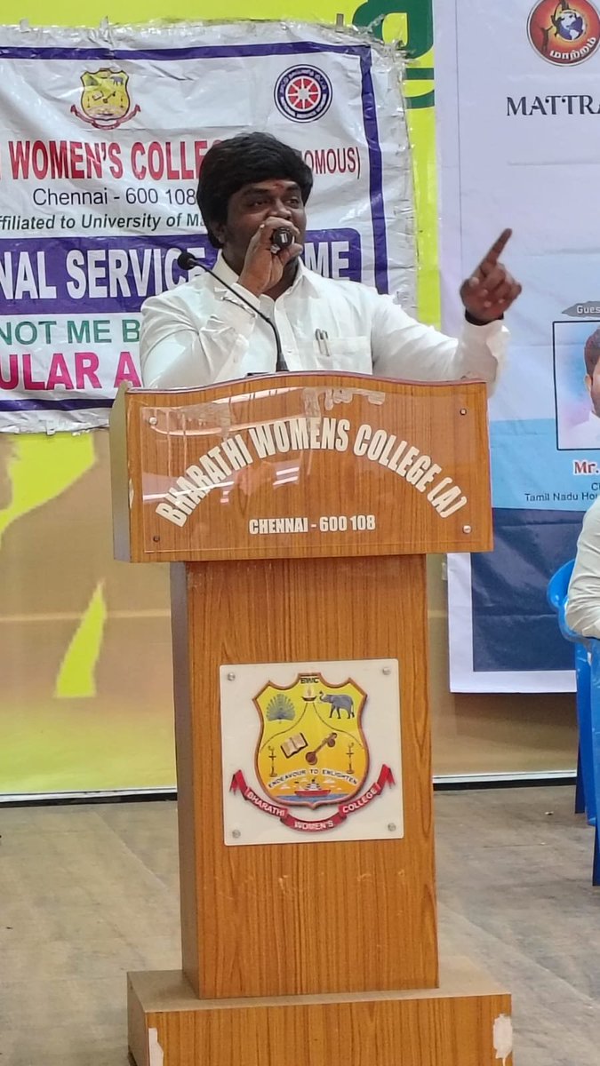 LoyolaMani's tweet photo. தமிழ்நாடு மாண்புமிகு முதலமைச்சர் தலைவர் திரு. சி. ஜோசப் விஜய் அவர்களின் ஆசியுடன்,
(11/08/2026, செவ்வாய்க்கிழமை) சென்னை பிராட்வேயில் உள்ள பாரதி மகளிர் கல்லூரியில்,

“Thumb Impression Campaign on Different Contexts, Common Aspirations” என்ற சிறப்பு நிகழ்ச்சி நடைபெற்றது.

இந்நிகழ்ச்சியை மாற்றம், சர்வம் மற்றும் இளையுகம் அமைப்புகள் இணைந்து ஏற்பாடு செய்திருந்தன.

இந்நிகழ்ச்சியில் சிறப்பு விருந்தினராக வீட்டு வசதி வாரியத் தலைவர்  நண்பர் திரு.சிவா அவர்களும், மாநில வலைதள அணி செய்தித் தொடர்பாளர் நண்பர் ராகுல் காந்தி அவர்களும்,தமிழ்நாடு பாடநூல் மற்றும் கல்வியியல் பணிகள் கழகத்தின் தலைவர் என்ற முறையில் நானும் கலந்து கொண்டு சிறப்பித்தோம்.

இளைஞர்களின் பங்களிப்பு, அவர்களின் எதிர்கால இலக்குகள் மற்றும் பொதுவான சமூக முன்னேற்றத்திற்கான அவர்களின் கனவுகளை முன்னிறுத்தும் வகையில் நடைபெற்ற இந்நிகழ்ச்சி சிறப்பானதாக அமைந்தது.