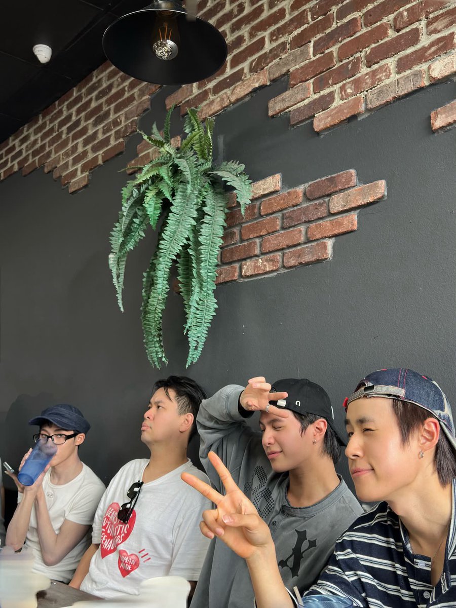WEofficialTH's tweet photo. 120826 | Instagram broadcast channels 

📸 lykn_official

#LYKN
#williamjkp https://t.co/bxi9ChNwxB