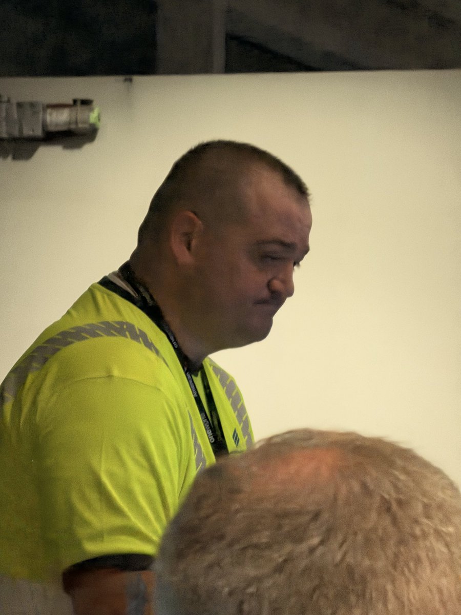 Timothy92915952's tweet photo. @AmericanAir I believe he works for American Airlines.  My AA flight was delayed about 3 hours from CAE to DCA tonight and this guy seemed to be the only one getting it done managing gates, flights and security for everyone.  With a winning attitude.  Give this guy a raise now! https://t.co/CCen77QnPq