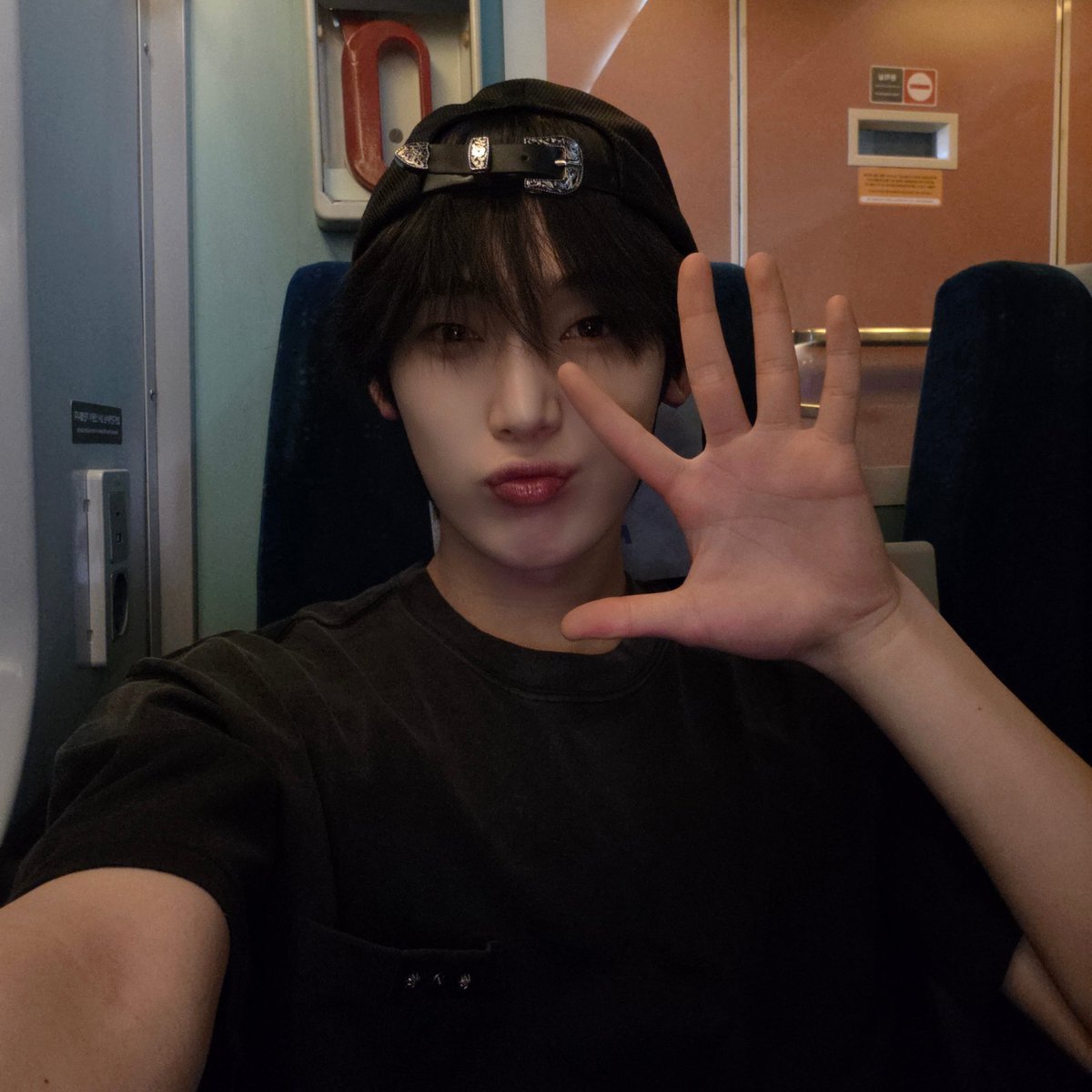goldenksunoo's tweet photo. weverse dm🌟💌 #SUNOO #선우

busan behind photos ~

<3/3> https://t.co/MNUo5EfUJl