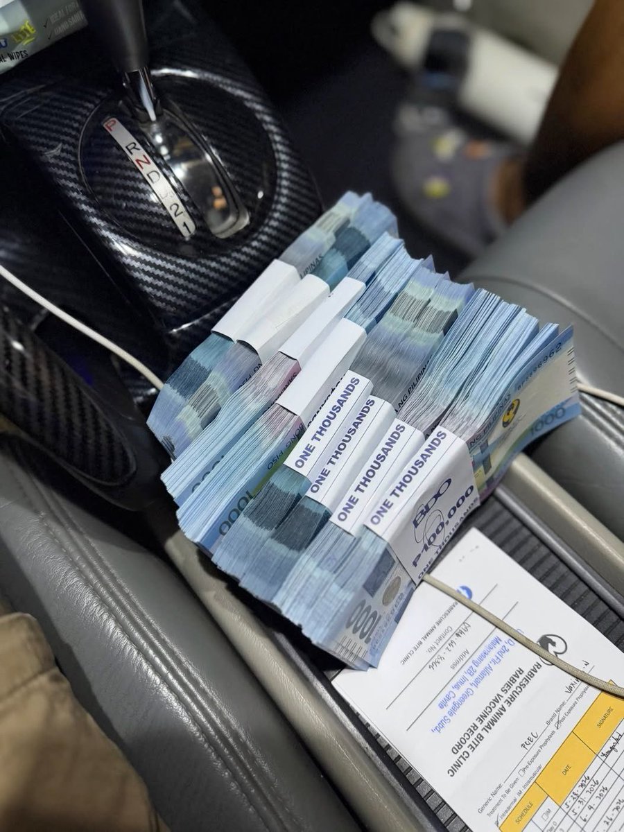 rvinjayx_'s tweet photo. Money dust sating lahat 💸 https://t.co/aLmqn1CvpN