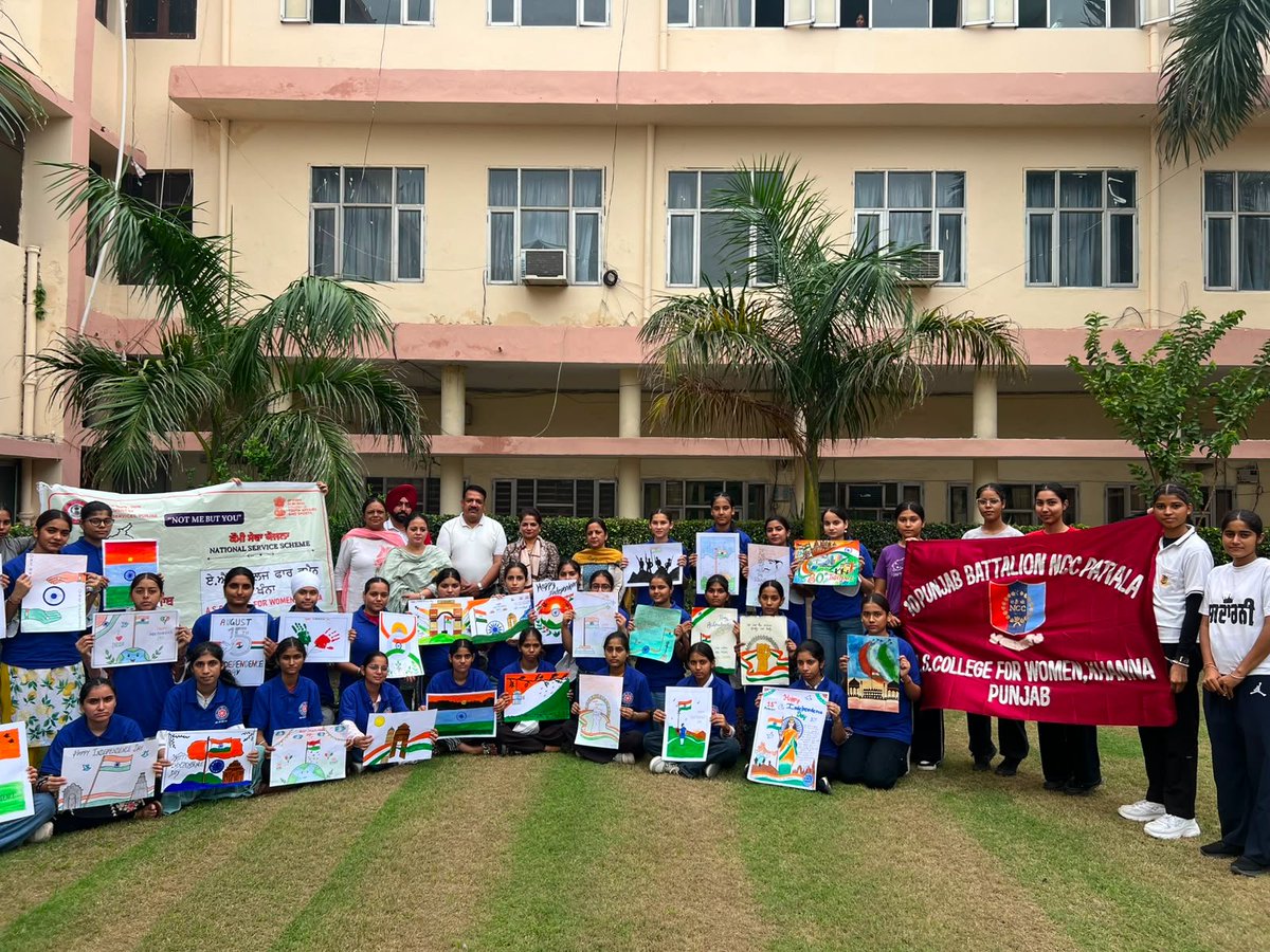 10PB_BN_NCC's tweet photo. 🇮🇳Independence Day Celebration 🇮🇳
ASW College, Khana, under the aegis of 10 Punjab Battalion NCC, Patiala celebrated Independence Day with patriotic spirit and enthusiasm. NCC cadets participated actively, showcasing discipline and unity.

#IndependenceDay #HarGharTiranga @CPhhp https://t.co/AHhMaz2GpA