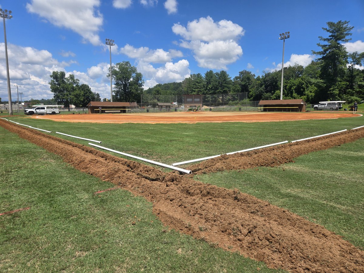 TallentTurf's tweet photo. Irrigation work happening. Legion field down, 2 softball fields to go. Next on the list, some sodcutting on the skirts to get some clean sod edges, a little infield later grade and 16k square feet of Northbridge...  @NCSFMA @FieldExperts https://t.co/cORLrJQYDI