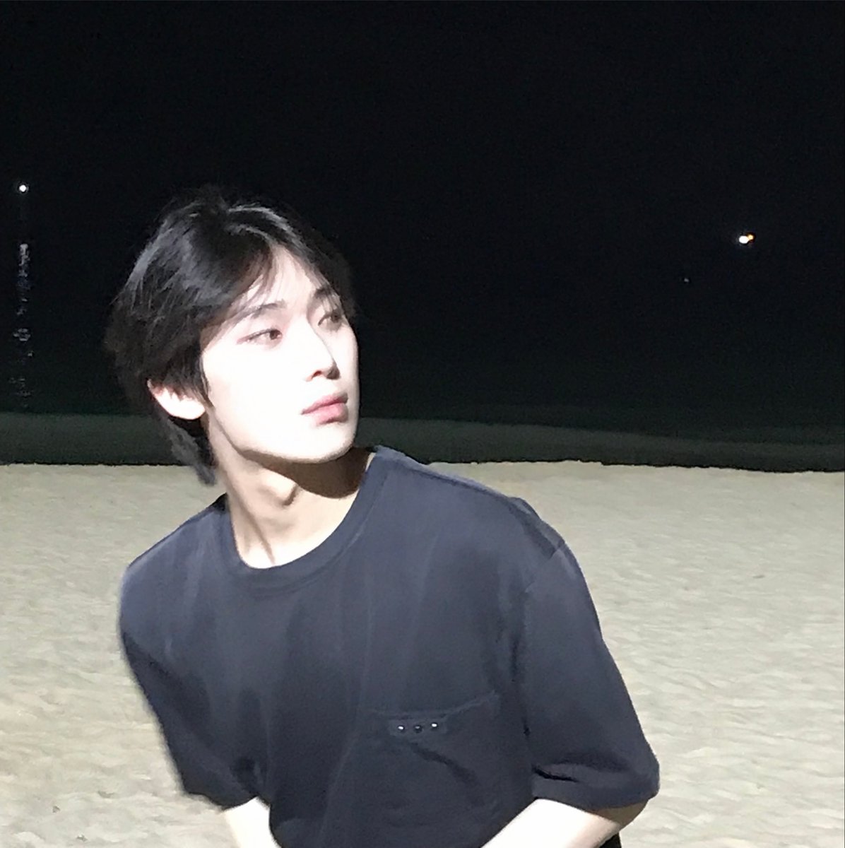 sohappygogum's tweet photo. 이 사이에 6년이 있다는거잖아.... https://t.co/HZiL6v9xLg