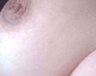 ndaw3k's tweet photo. فش حد يصور زبوا على صورة صدرها لمراتى https://t.co/twAf6AWZIi