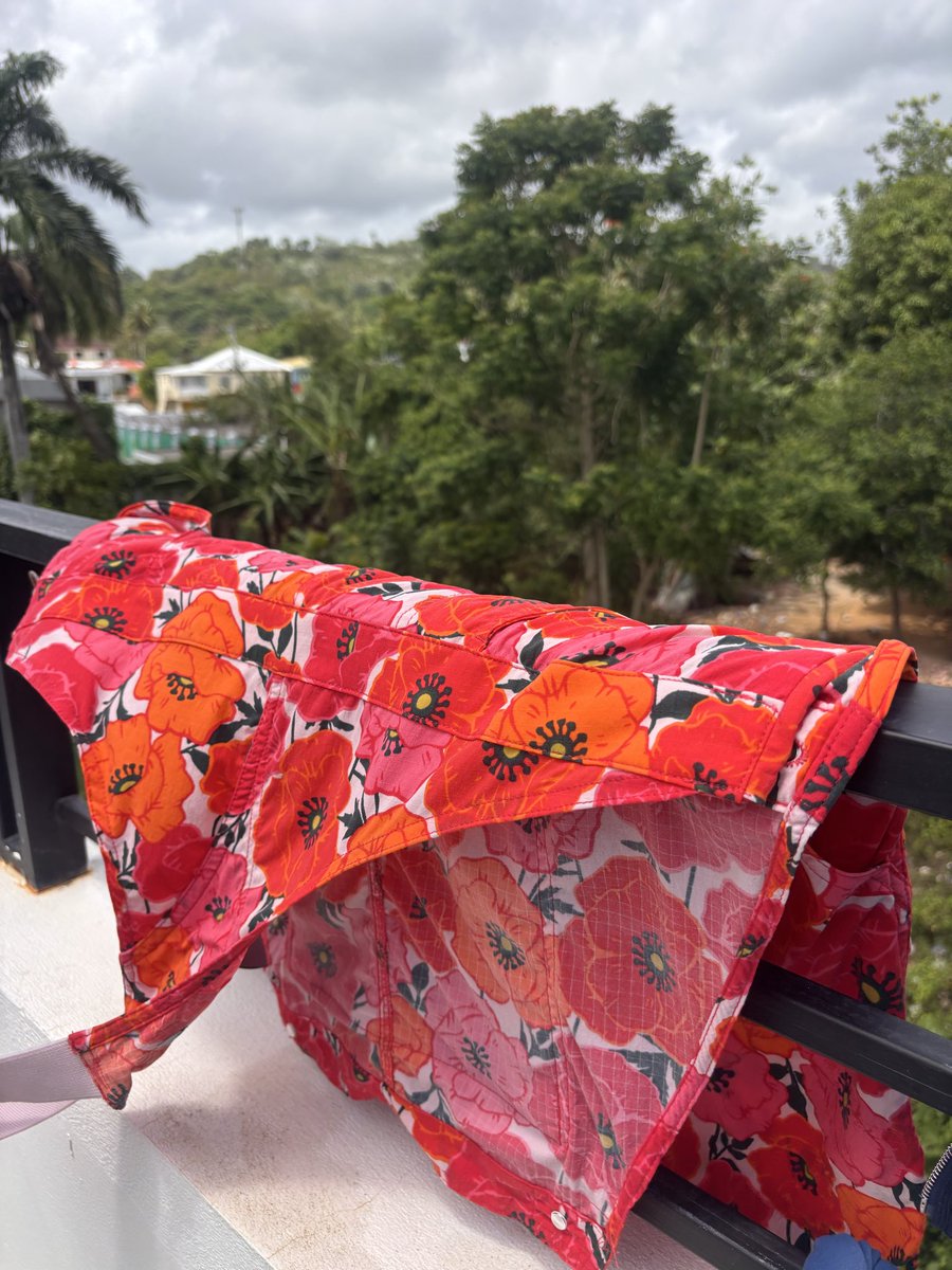 kerstintacious's tweet photo. I just figured @DuluthTradingCo might like to know the clothes I got for humanitarian work in the Dominican Republic are working out great and look super cute on the clothesline. 😜❤️🇩🇴 https://t.co/EtrJBa0SYX