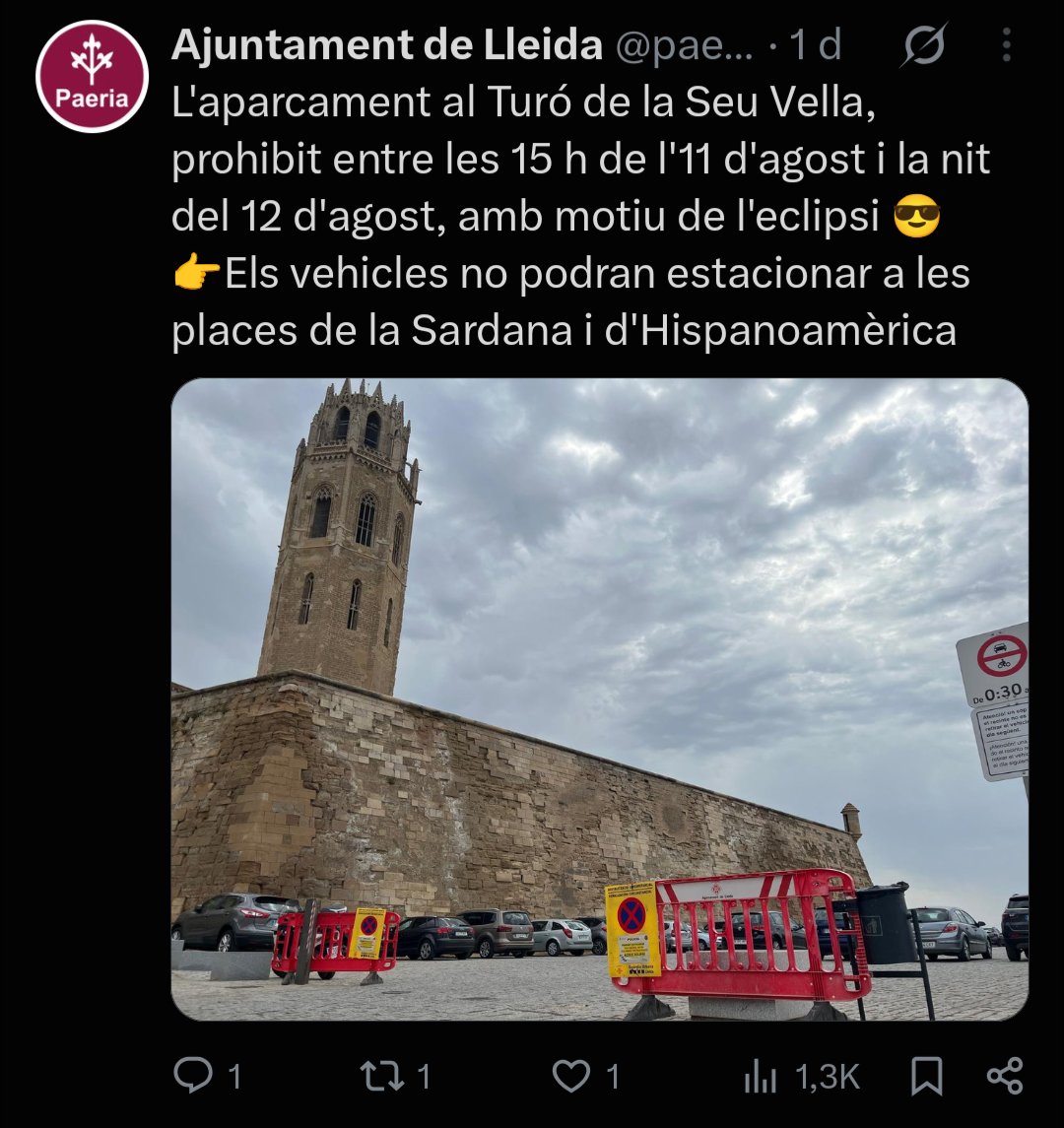 FormatgetLleida's tweet photo. @paerialleida Volem menys tweets de l'eclipsi i més fotografies verídiques del Félix Larossa en tanga per la seva platja de Lleida

#boicot https://t.co/Z38o5CfDAe