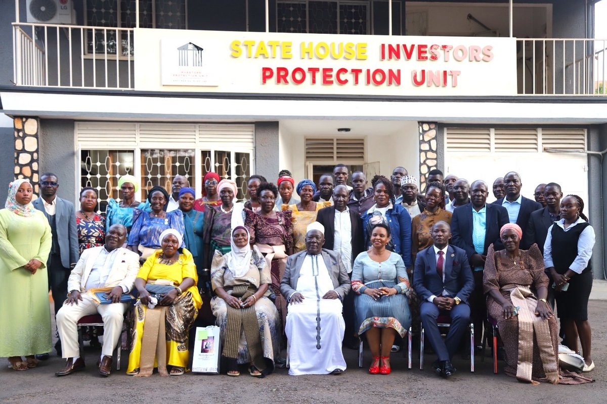 keith__klein's tweet photo. "Development begins when people identify their challenges, agree on collective efforts and solutions." Col.Edith Nakalema (@edthnaka); head, @ShieldInvestors .

#EmpoweringInvestors https://t.co/eLnxnGYdi2