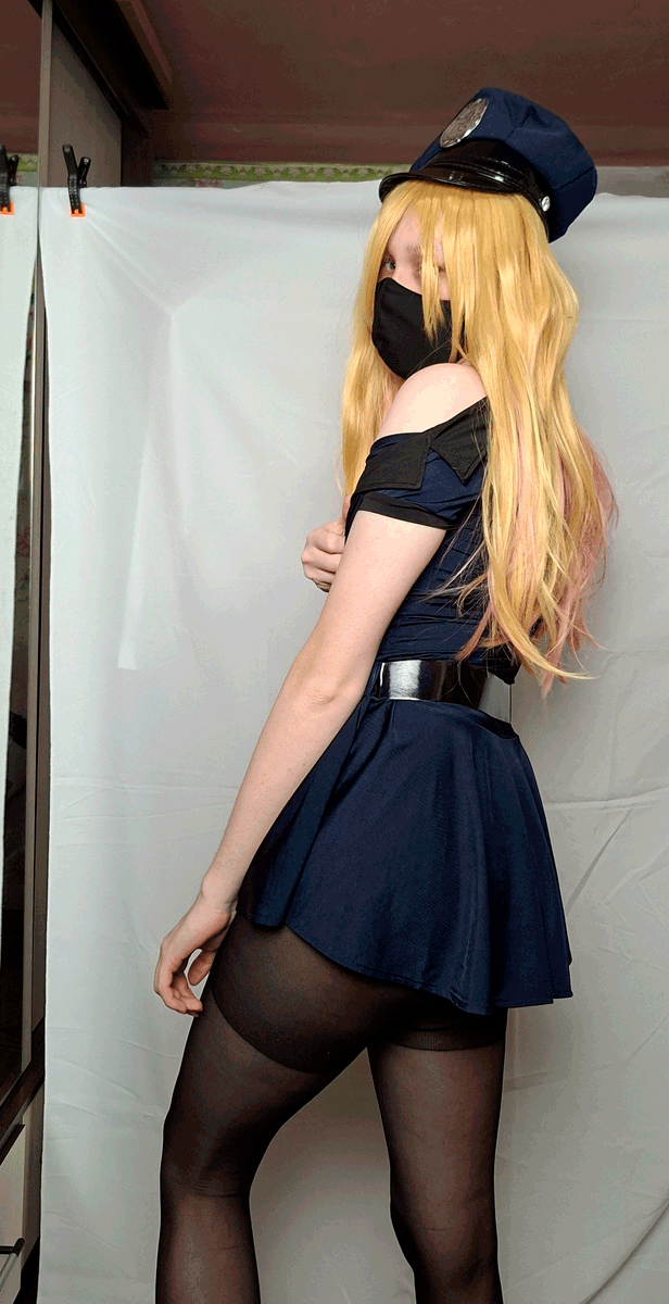 Femboy_Alena's tweet photo. #femboy #cosplay #uniform #police #policewoman #marin #back #ass #pantyhose #blacktights #undressing https://t.co/6cACOCA4c1