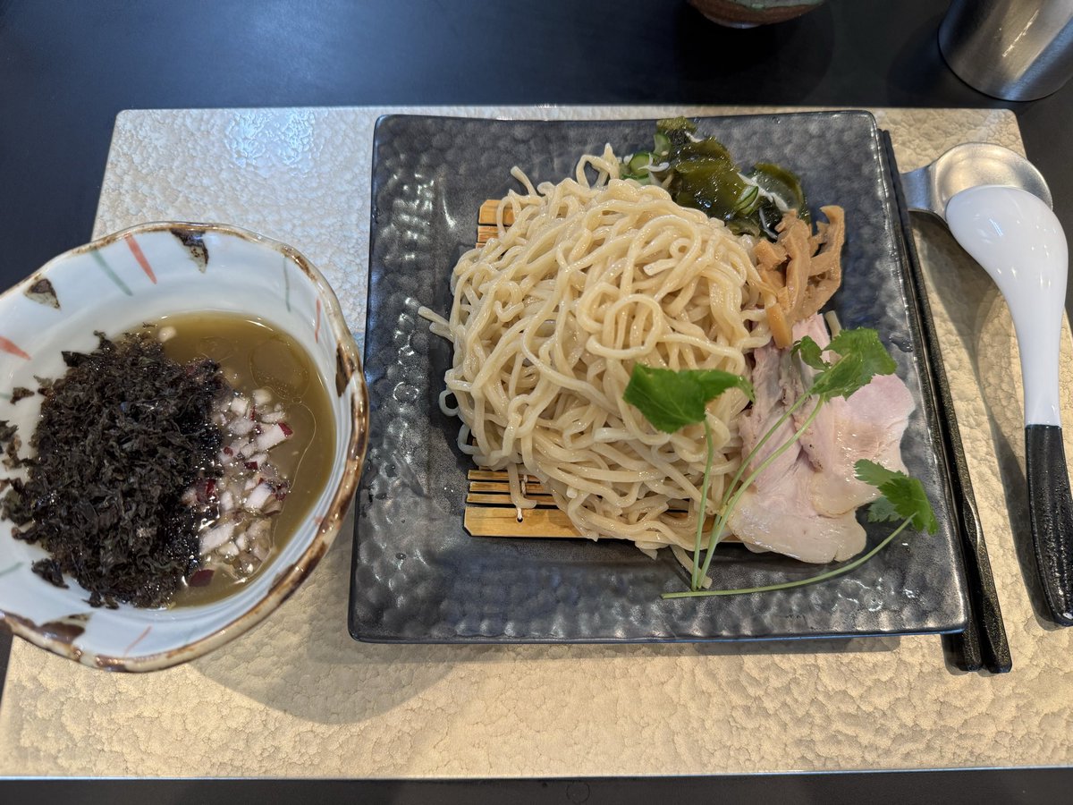 1020moco's tweet photo. 麺屋さすけ
冷製焙煎煮干しざるそば（限定B-1）

今回はざるそばをチョイス
苦味強め旨味強めの美味しいつけ汁🐟
あっという間に麺がなくなってしまいました😅
安定の美味しさで大満足♪

ごちそうさまでした✨ https://t.co/5lBCrtWL4I