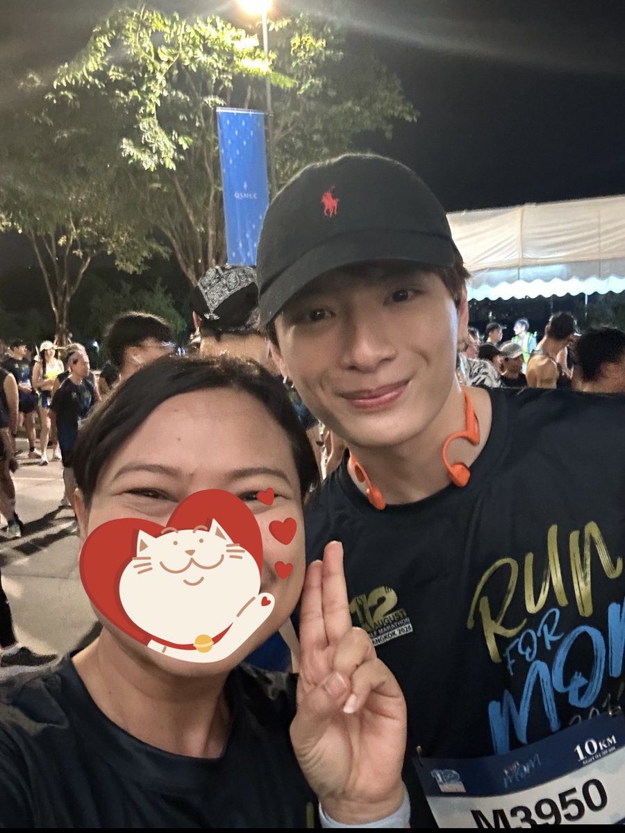 NatSS243's tweet photo. ตื่นตี2 คับ วิ่ง 10โลคับ runformomคับ เจอพี่คริสคับ
เหนื่อยคับ กลับมานอนต่อคับ 😂

#12AugustHalfMarathon  
#RunForMom2026  
#KristPerawat https://t.co/buJFHLG6hG