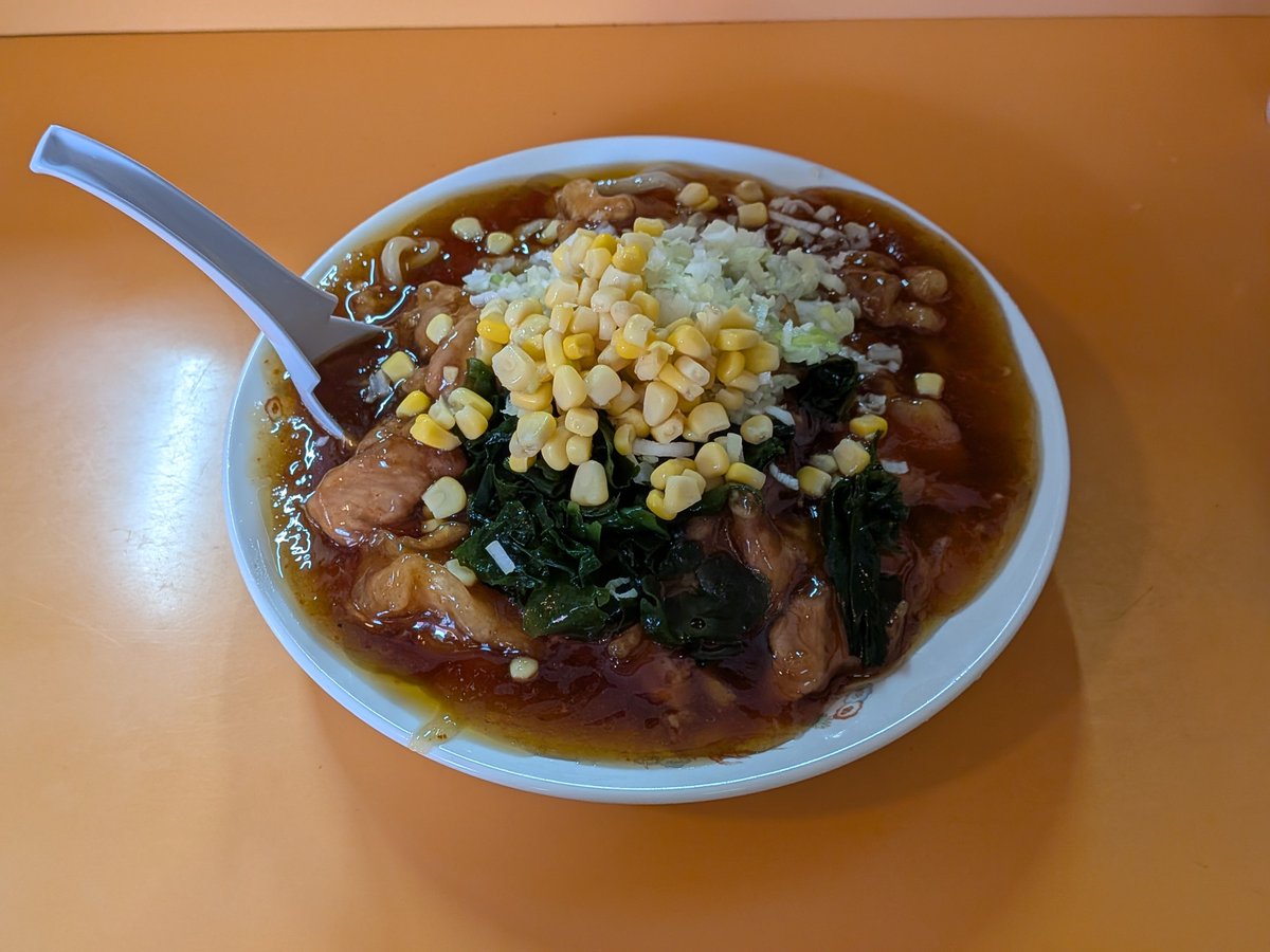 kanri421's tweet photo. ひたちなか　大進
焼肉冷やし

開店前、お盆なのでスーツケース引いた方などが沢山
初めての食べる人はこの美味しさにビックリするでしょうね〜😋

通って40年数年
今日も安定のうまさ🍜
大進の焼肉冷やし最高

#焼肉冷やし
＃スタミナラーメン
＃大進
＃ひたちなかグルメ
＃ラーメン
＃ご当地グルメ https://t.co/gMOdQx4ftE