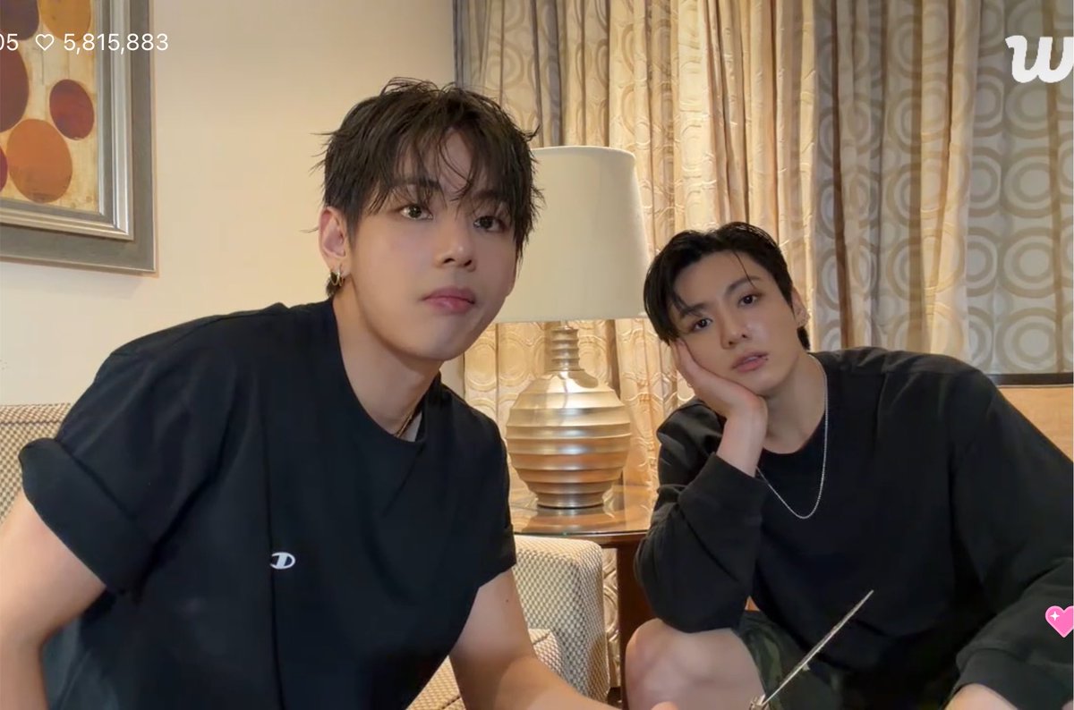 myvanillakoo's tweet photo. ไม่คิดไม่ฝันครับ ไลฟ์คู่กุกวีในปี 2026 https://t.co/Jeh7wrdnti