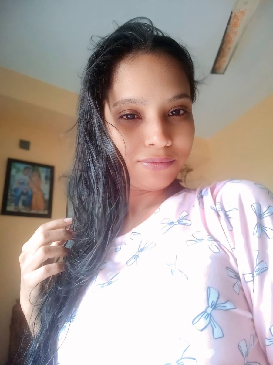 ShohidMoha27445's tweet photo. গোসলের পর https://t.co/kDTtIyMNYU