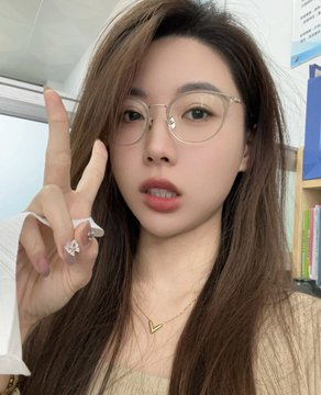 tiagolvr7's tweet photo. 今晚老师用自己的实图 给大家科普一下逼逼😋。有想进步的可以私信老师噢~#外阴结构 https://t.co/RDPnDYvaRr