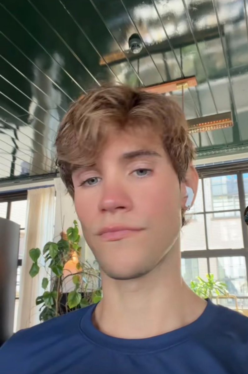williamroepstof's tweet photo. 😋😋 https://t.co/LVmoiGQ4BN