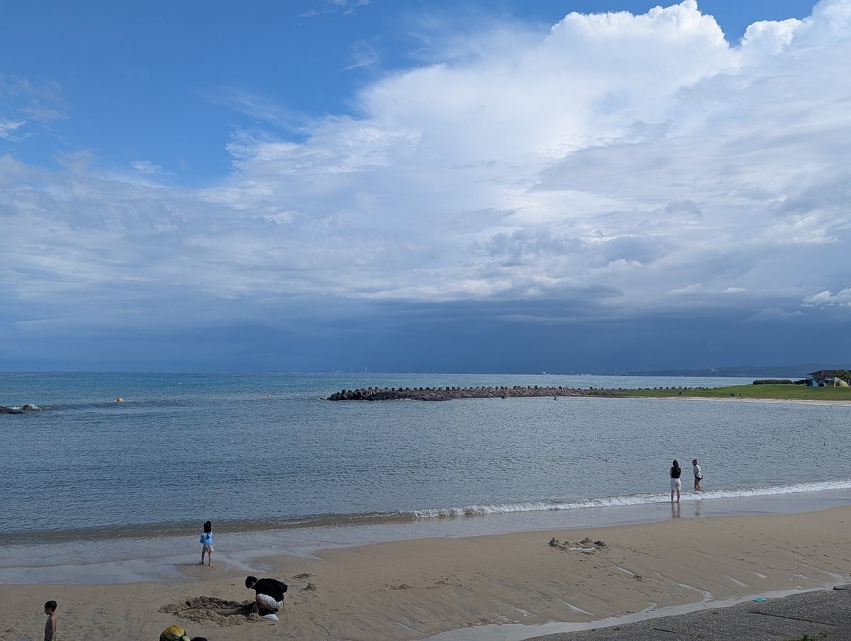 ouoy15's tweet photo. 夏だ！海だ！ https://t.co/OIKNqxZF4t