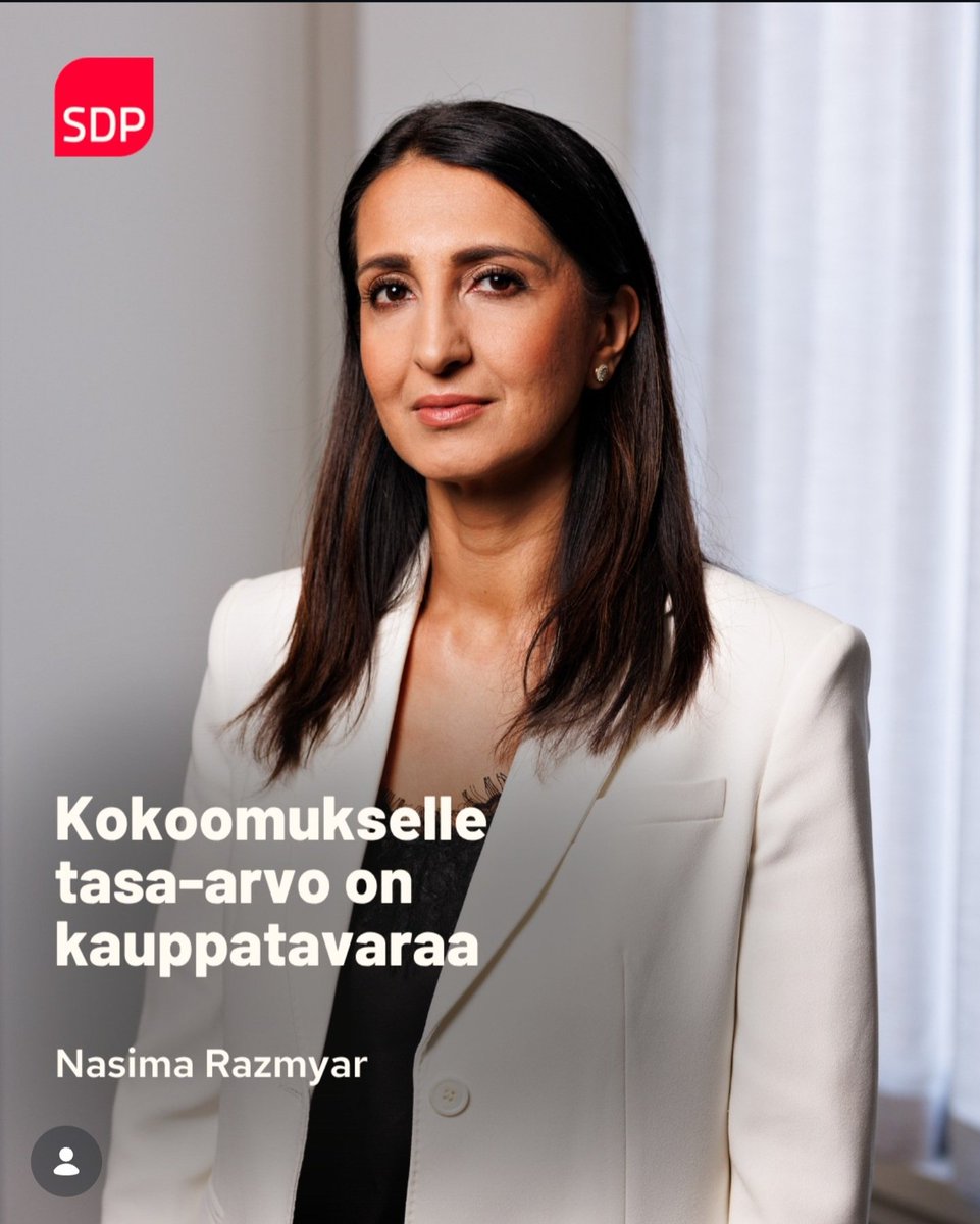 brorhjalmar's tweet photo. Nasima Razmyar äänesti rajaturvallisuuslakia vastaan, hänen mielestään Ceutan hyökkäys johtui ilmastonmuutoksesta, rauta rajalla ei hänen mielestään ratkaise mitään, hän puolustaa järjestörälssiä, hän vastustaa leikkauksia, hän syyttää kokoomuslaisia islamofobiasta ja rasismista ja hänen mielestään Kokoomukselle tasa-arvo on kauppatavaraa.

Joten mitä mieltä Kokoomuksessa ollaan yhteistyöstä hänen kanssaan, jos hän on tuleva ministeri ja jopa siis mahdollisesti pääministeri? Jos olisin kokoomuslainen, niin haluaisin tietää aikooko Kokoomus seuraavalla hallituskaudella mennä demareiden apupuolueeksi kaveeraamaan Nasiman kanssa?

Näin perussuomalaisena sanon ainakin ei Nasimalle.