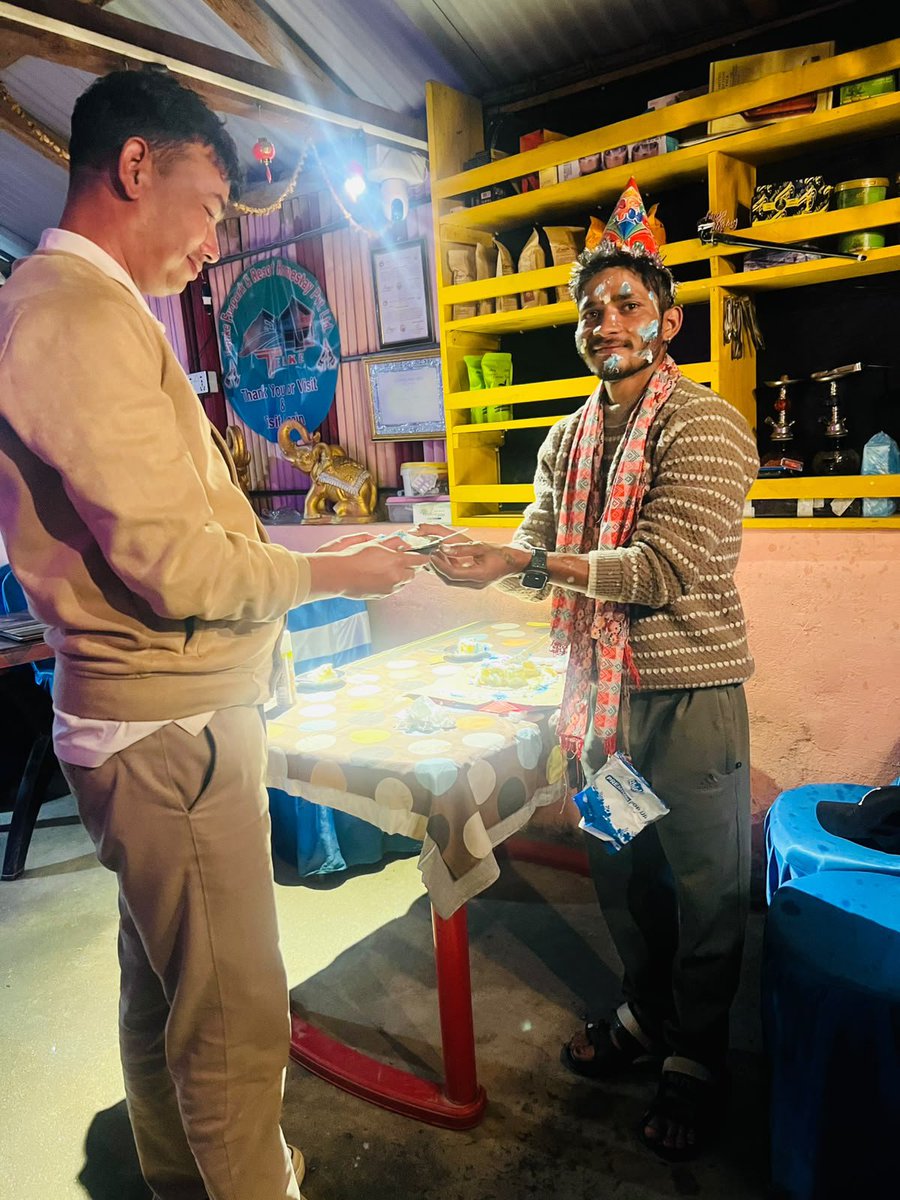 temkeresort's tweet photo. आगामी दिनहरू अझ सहज, सुखद र सफल बन्दै जाऊन्। जीवनका हरेक पाइला खुसी र समृद्धितर्फ अघि बढून्। जन्मदिनको हार्दिक शुभकामना! 🎂🎉
happy birthday https://t.co/Jv1d2LHARS